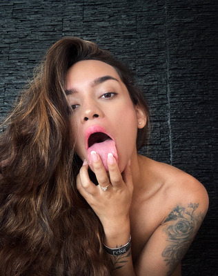 Dulce in Selfie 4u: Don't Forget Me by Watch4Beauty - 10 of 16