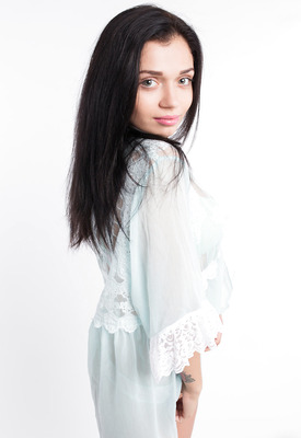 Marla C Photo 5 of 9