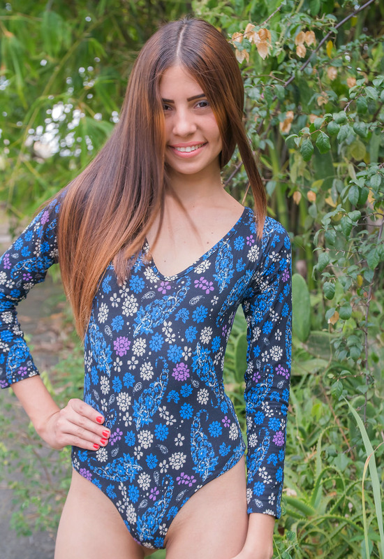 Mily Mendoza in Casting by Watch4Beauty