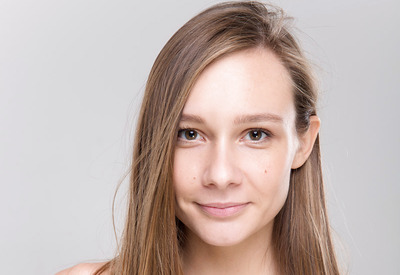 Celinne in Casting by Watch4Beauty