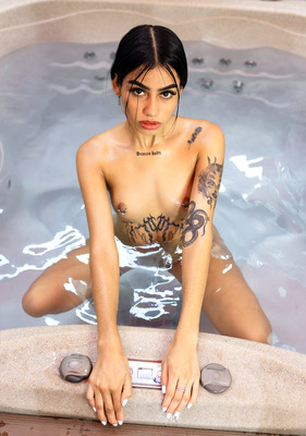 Sofia in Jacuzzi Lover by Watch4Beauty - 11 of 16