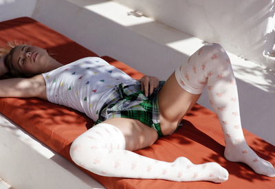 Small Tits Babe Violette Is So Passionate And Tender by Wow Girls