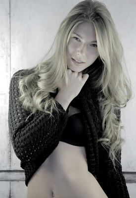 Krystal Boyd Photo 5 of 20