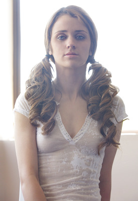 Jessica Young Photo 3 of 4