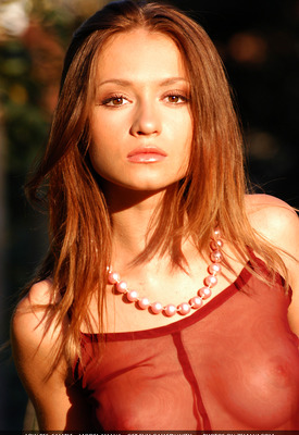 Allana Photo 3 of 15