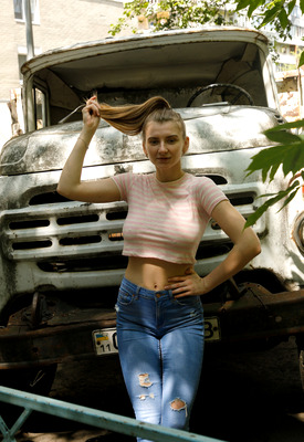 Regan Budimir Photo 6 of 16