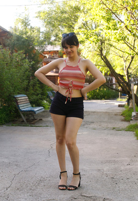 Bessi Niurba Photo 5 of 5