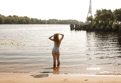 Helene Trobec in Graffiti River by Zishy