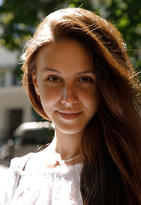 Jessica Albanka Photo 6 of 10