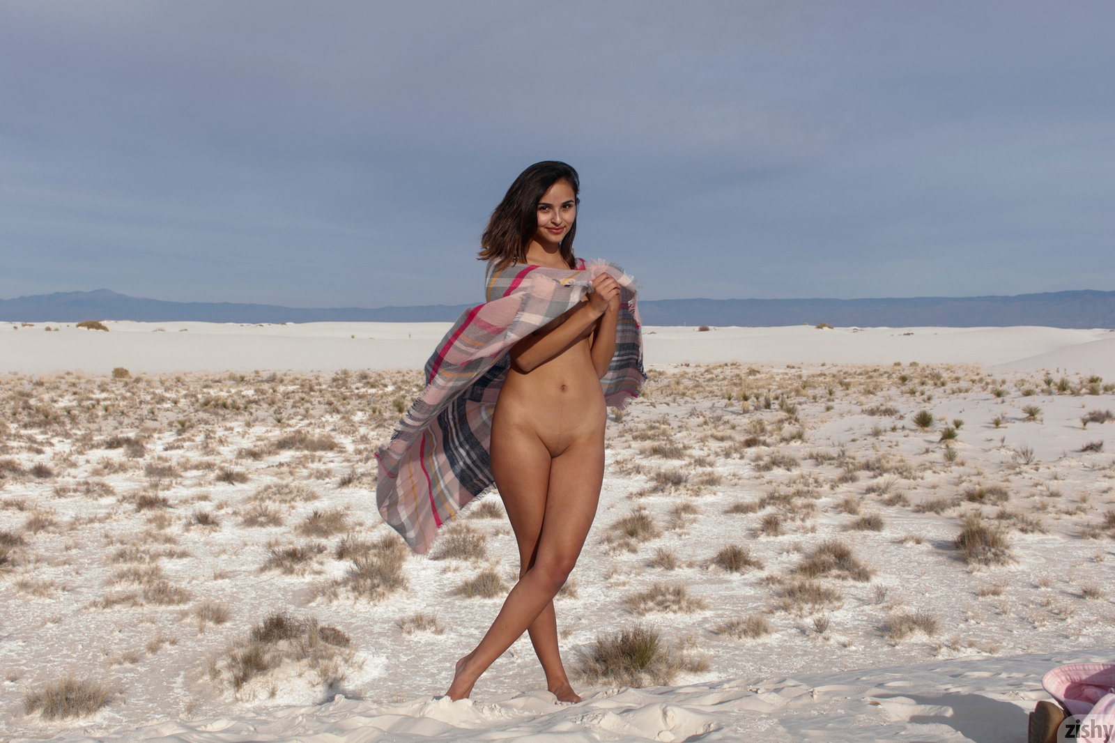 Alejandra Cobos In White Sands 3 By Zishy Erotic Beauties