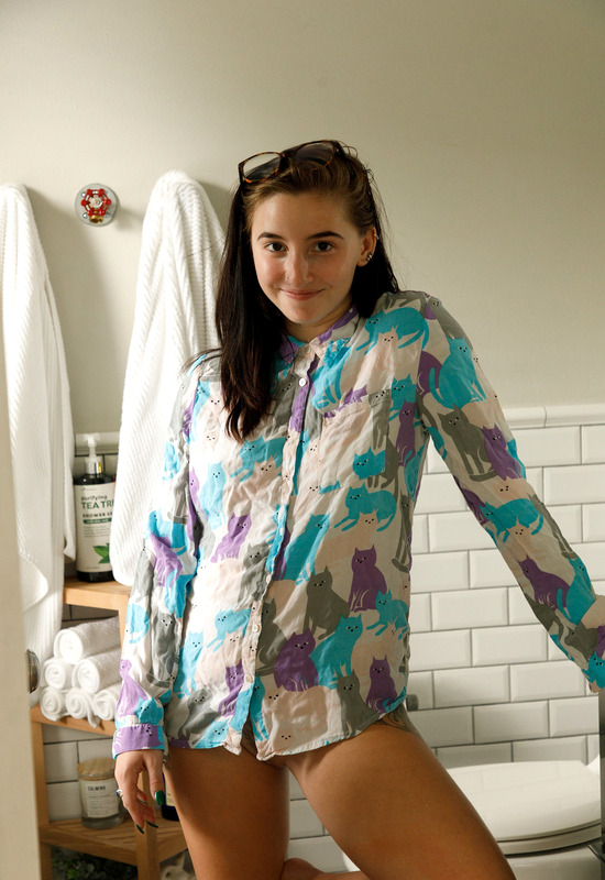 Sasha Apex in Reads Heinlein by Zishy