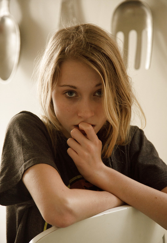 Riley Anne in In Jurassic Peaks by Zishy