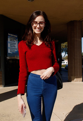 Jasmine Simco Photo 2 of 5