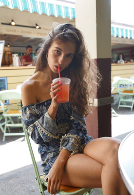 Vivi Kuanas Photo 5 of 12