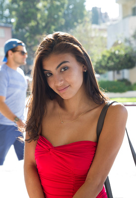 Michelle Martinez Photo 4 of 8