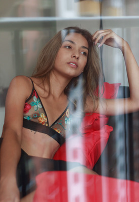 Camilita Johanna in Eso Eso by Zishy