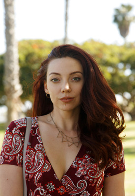 Ivah Anseline Photo 4 of 5