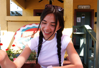 Scarlett Alexis in Fresh Guac by Zishy