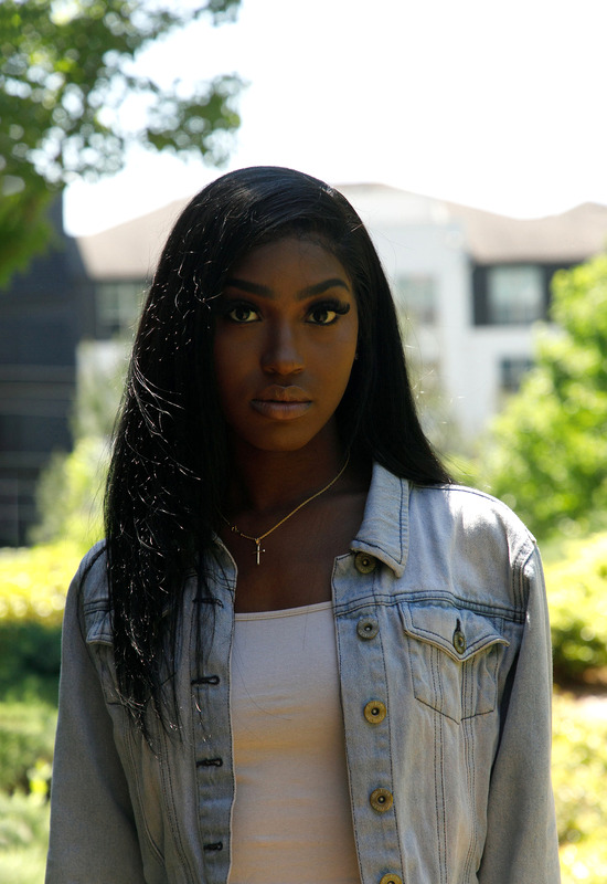 Kelsey Jones in She Cryin' by Zishy