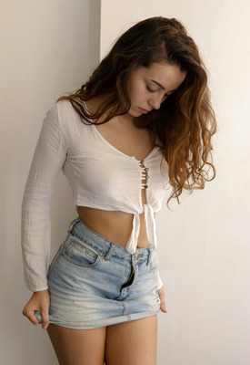 Nora Hernando Photo 3 of 12