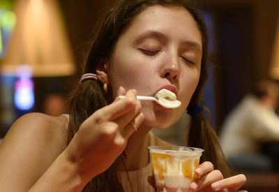 Disha Yudina in Deal With It by Zishy