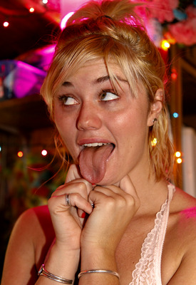 Luna Fey Photo 3 of 8