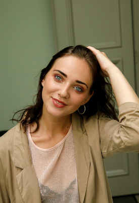 Oxana Chic Photo 11 of 19