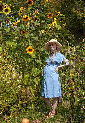 Caring Erin in Wife Is Beautiful by Zishy