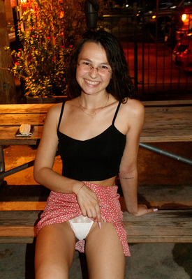 Liz Jordan Photo 5 of 10