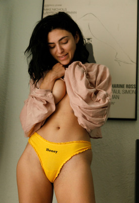 Eliza Mushyan in Yellow Honey by Zishy