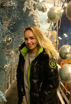 Britney Snears in First Snow by Zishy