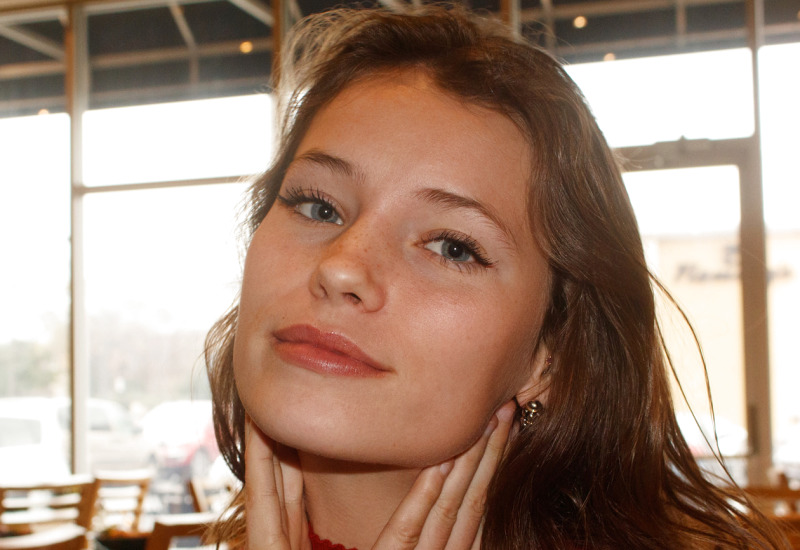 Gaby Mueller in Pad Thai by Zishy