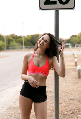 Liz Jordan Photo 2 of 11