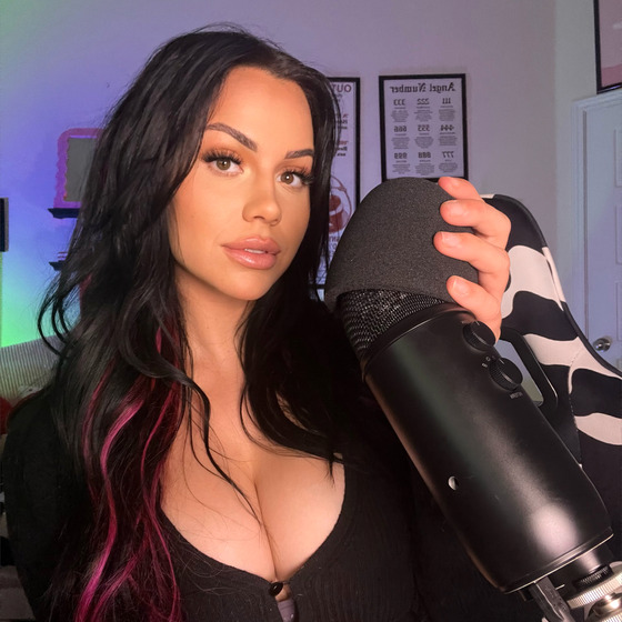ShotsofSimone 💋