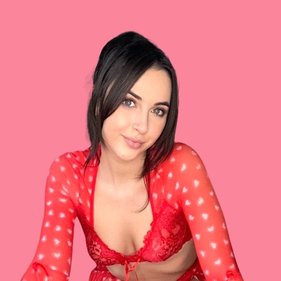 🟢 Yasmin 🇬🇧 ✨