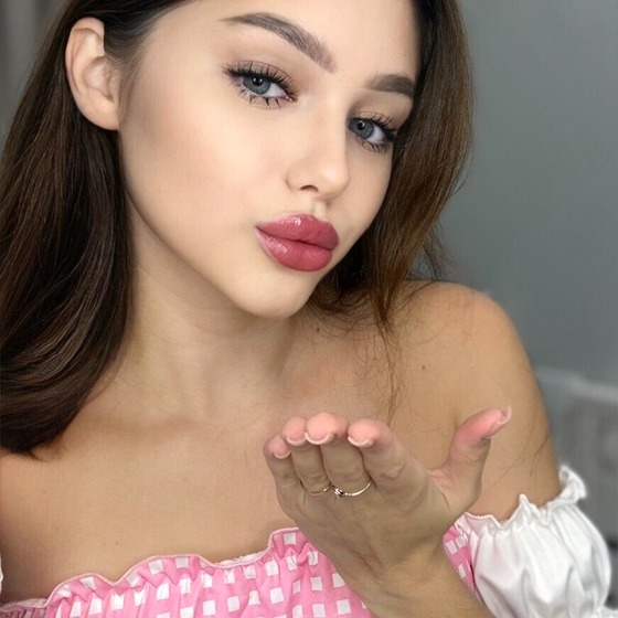 Candy Dee